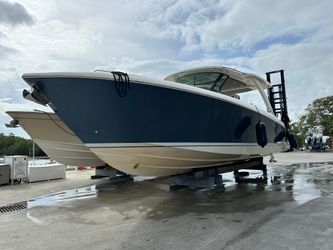 38' Tiara Sport 2018 Yacht For Sale